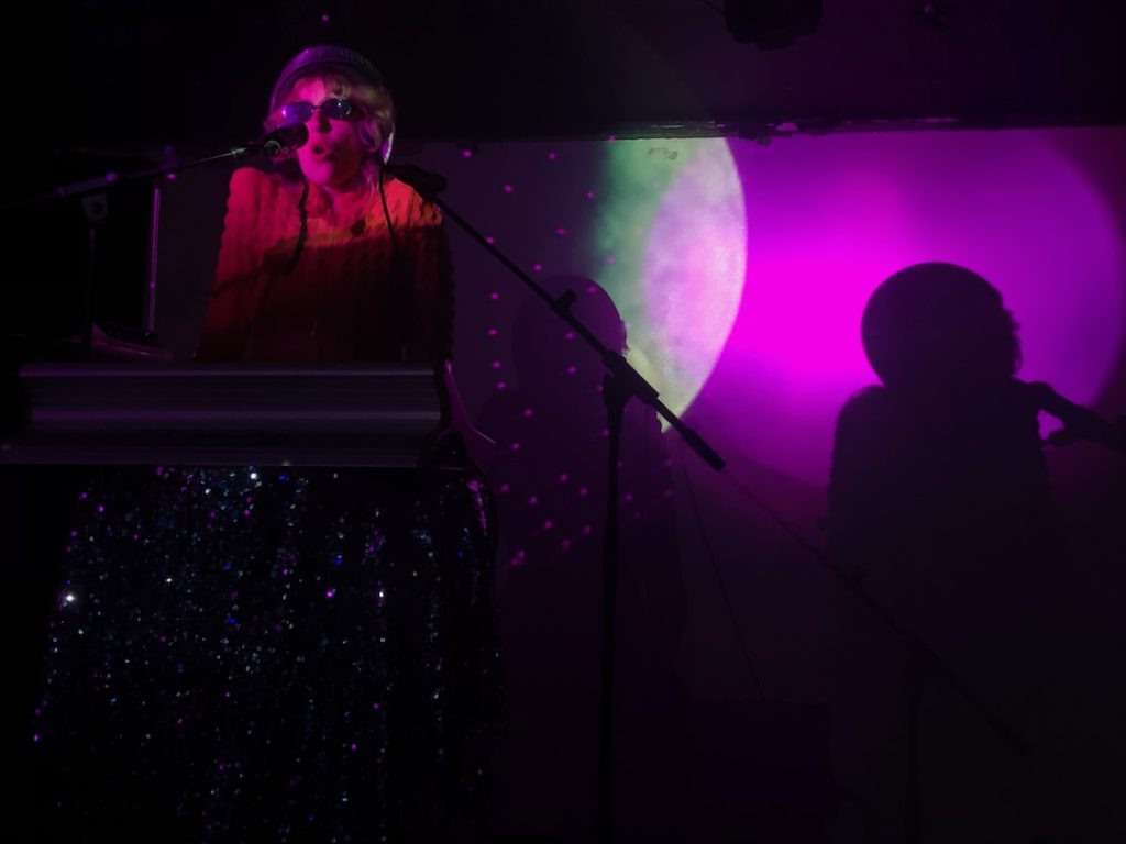 Ora the Molecule live at El Cid in Los Angeles on May 15, 2025 (Photo: Liz Ohanesian)