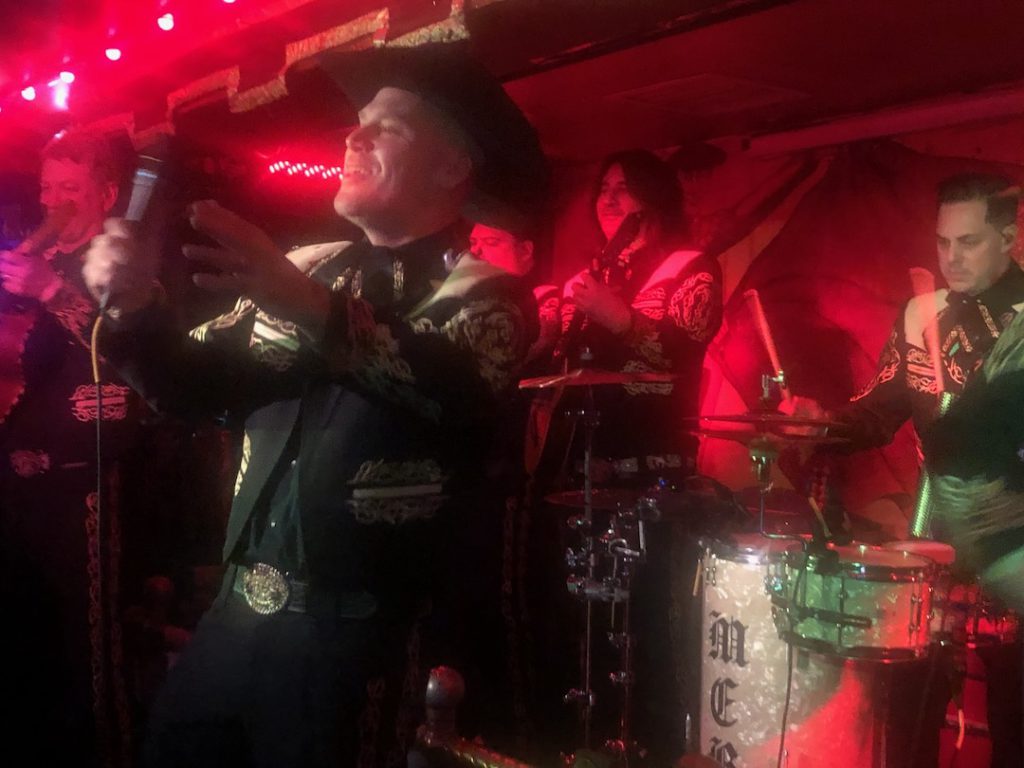 Mariachi El Bronx on stage at La Cita, November 8, 2025 (Photo: Liz Ohanesian)