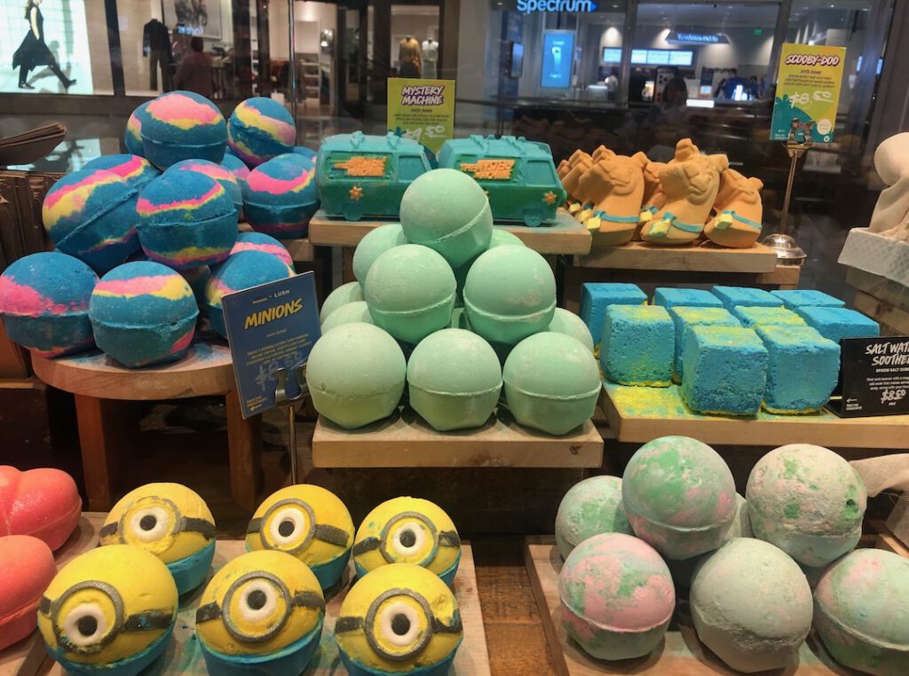 Lush bathbombs Glendale Galleria