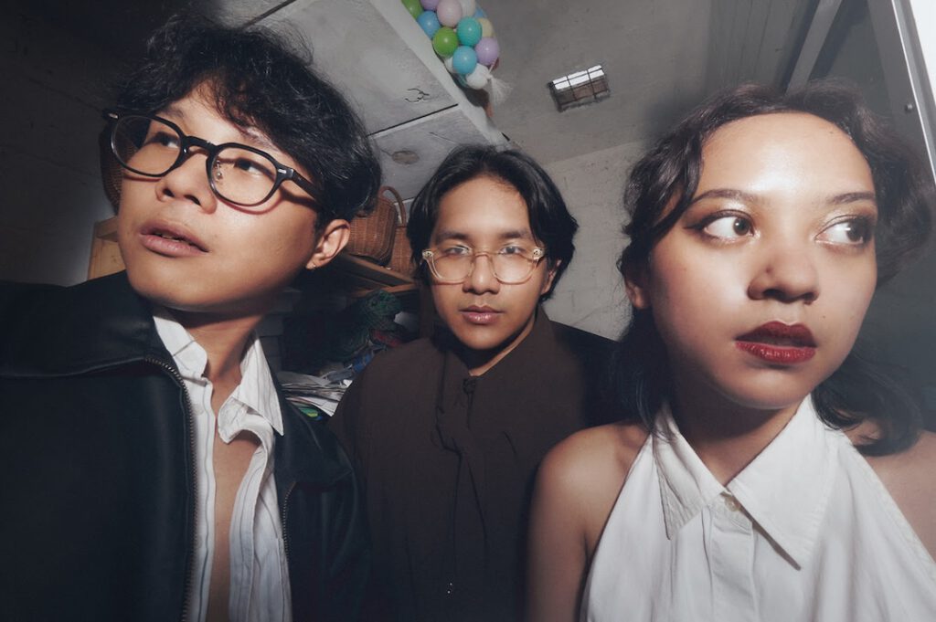 Grrrl Gang press photo by Elizabeth Kezia